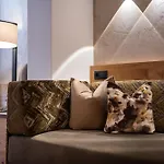 Alpenland - & Breakfast Hotel