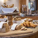 Alpenland - & Breakfast Hotel