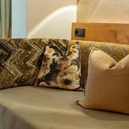 Hotel Alpenland - & Breakfast 4*