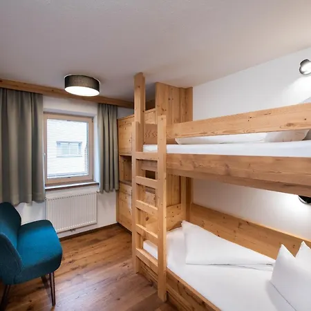 Alpenland - & Breakfast Hotel