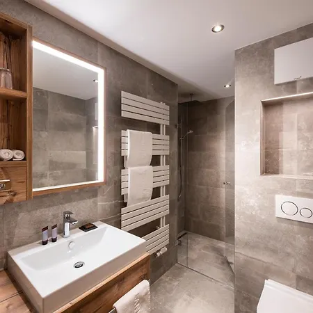 Hotel Alpenland - & Breakfast Gerlos