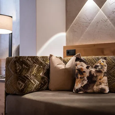 Alpenland - & Breakfast Hotel