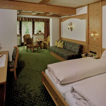 Hotel Alpenland - & Breakfast 4*