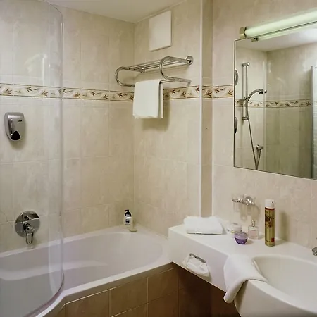 Alpenland - & Breakfast Hotel 4*