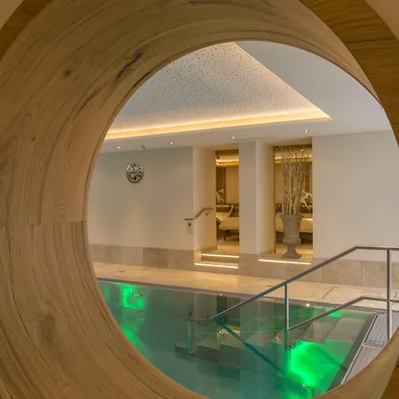 Hotel Alpenland - & Breakfast Gerlos