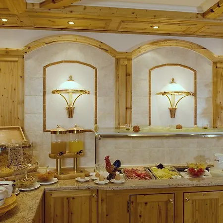 Hotel Alpenland - & Breakfast Gerlos