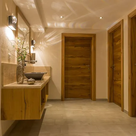 Alpenland - & Breakfast 4* 겔로스