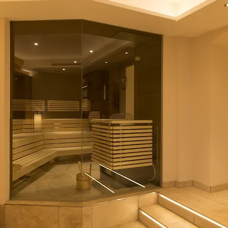 Alpenland - & Breakfast 호텔