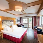 Alpenland - & Breakfast Hotel Gerlos